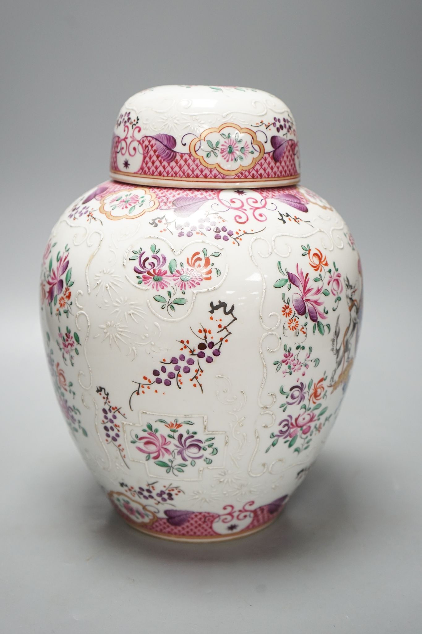 A 19th century Samson ovoid jar and cover 29cm